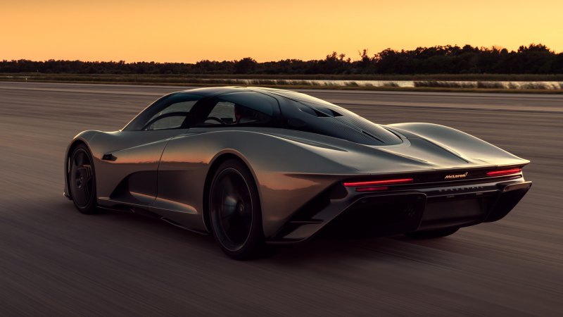McLaren Speedtail с 1070-сильной гибридной…