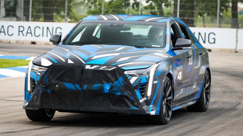 В Штатах цену на Cadillac CT4-V Blackwing…