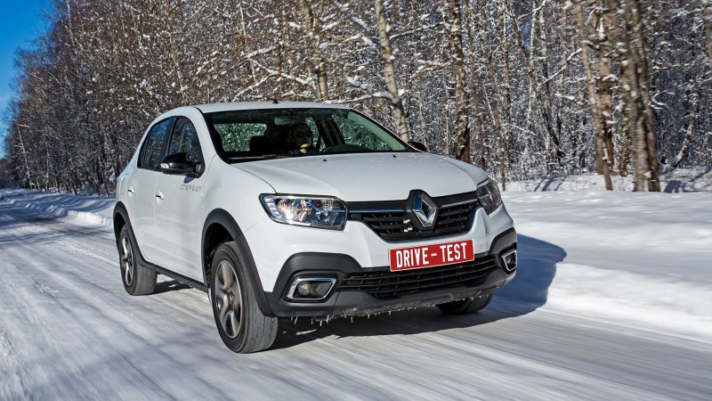 Появление псевдовнедорожной версии Stepway…