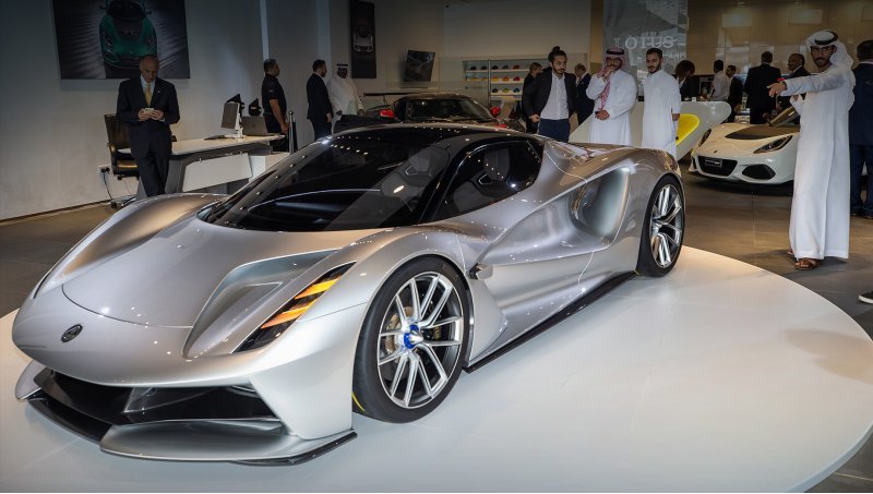 Производство батарейного гиперкара Lotus Evija…