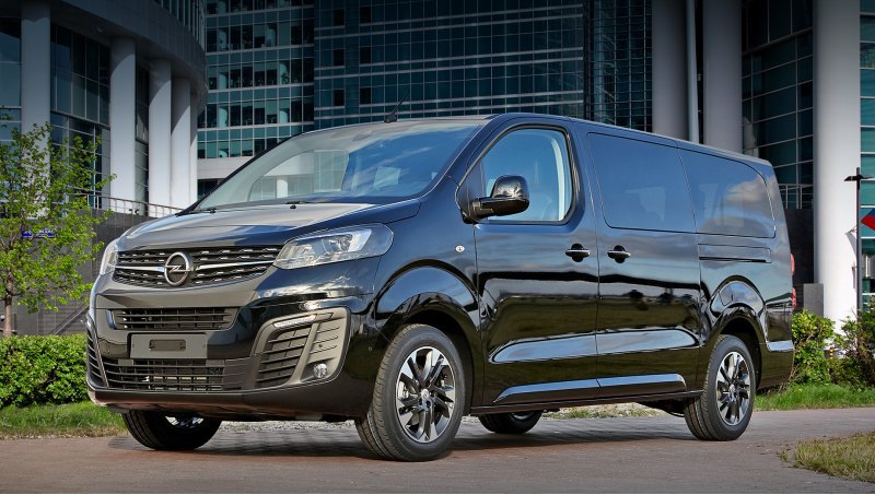 Приём заказов на вэн Opel Zafira Life Black…
