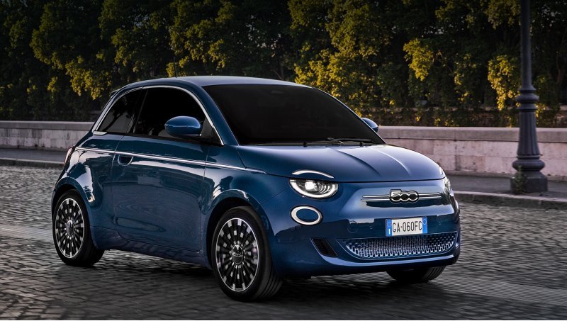 Fiat 500 — первый в классе автомобиль с…