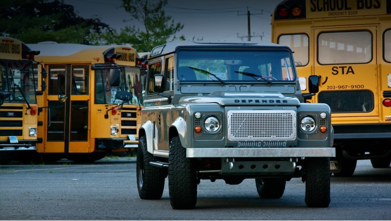 Рестомод Legacy Overland получил…