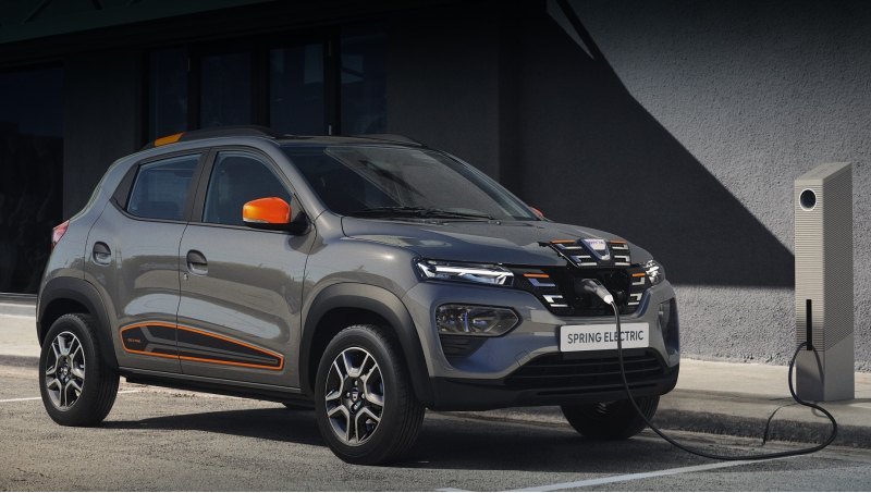 Dacia Spring — первый в истории бренда…