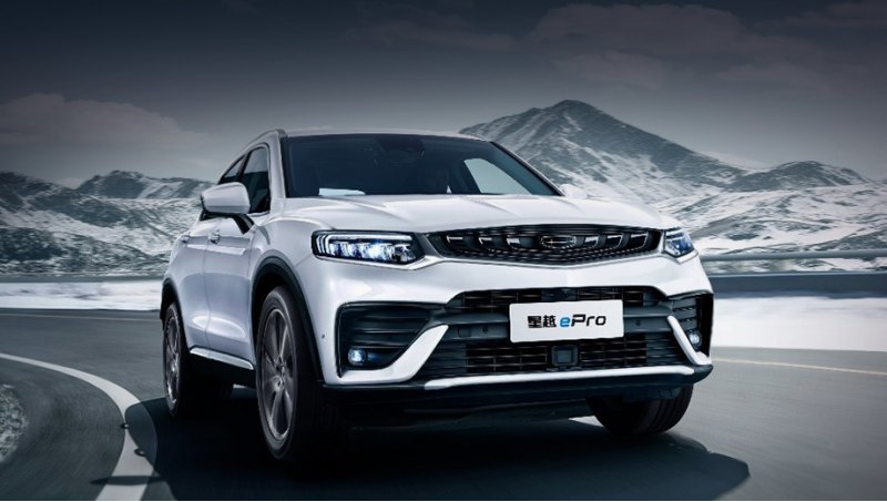 Узнать PHEV-гибрид проще всего по зарядному лючку…