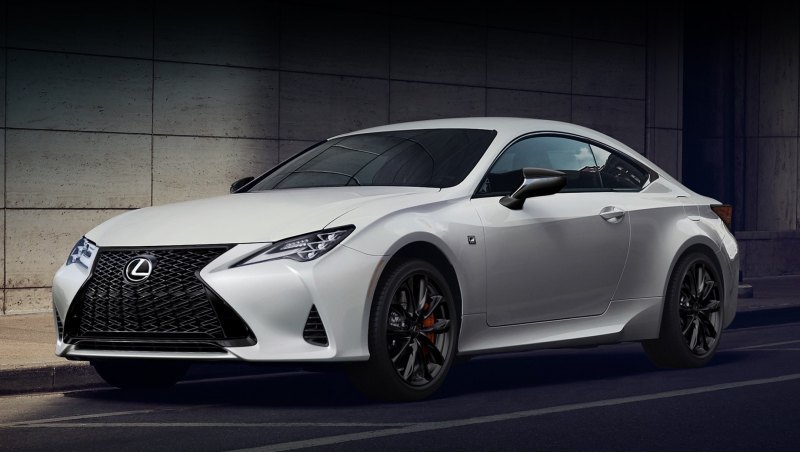В Штатах за купе Lexus RC 300 F Sport Black Line…
