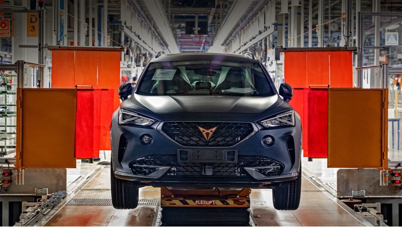 По данным испанской газеты Expansión, марка SEAT…