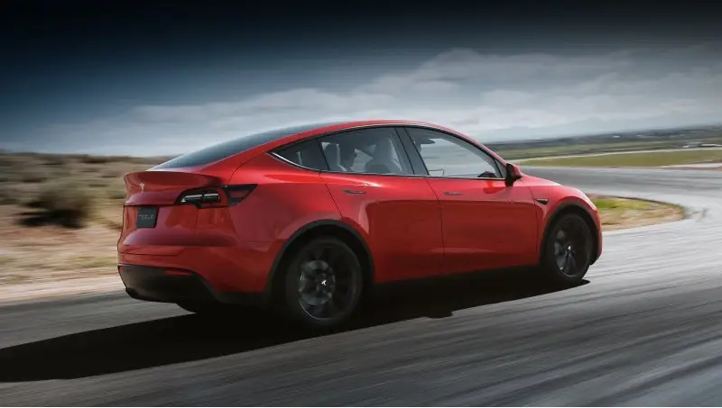Tesla Model Y начала свой рыночный путь меньше…