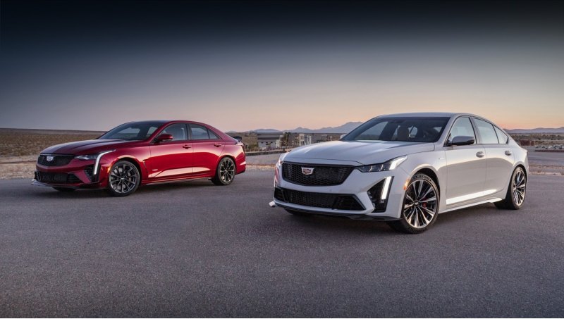 Продажи седанов Cadillac CT4-V Blackwing  и CT5-V…