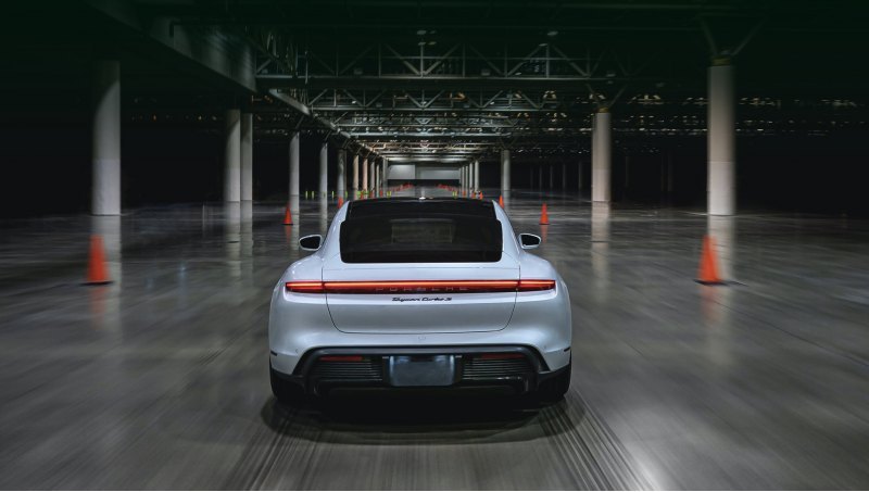 Пиковая отдача электромоторов Тайкана Turbo S…