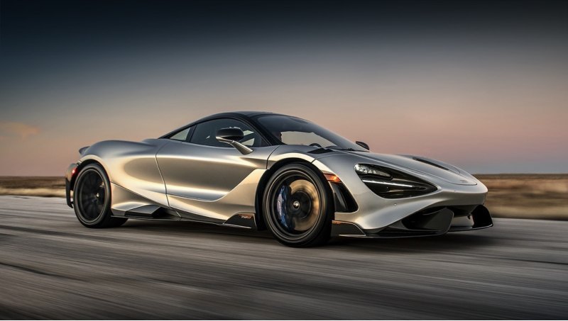 На дрэгстрипе Houston Raceway Park четверть мили…