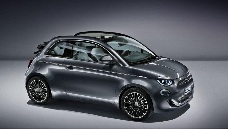 Третье поколение модели Fiat 500 явилось миру год…