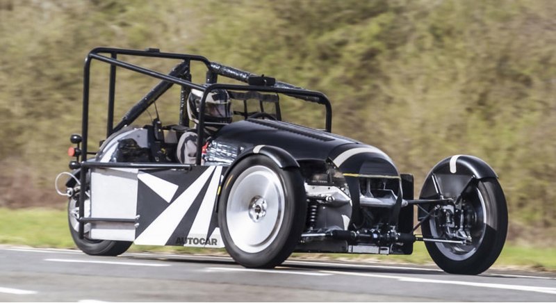 Без V-образного мотора нос «тривилера» опустел, зато появился шанс улучшить аэродинамические…