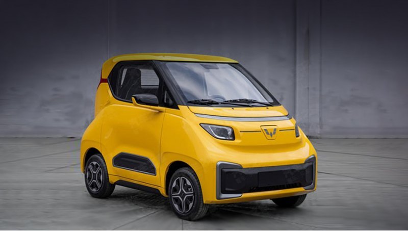 Внешне Nano EV отличается от E200 неразрывной…