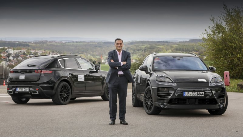 Член исполнительного совета Porsche по…
