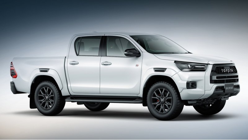 Как и доступный в России Land Cruiser 300 GR…