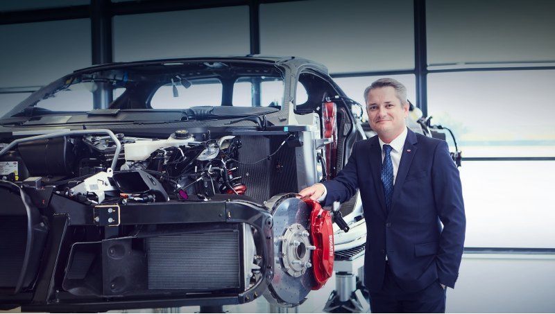 Новым президентом Bugatti назначен Кристоф Пьошон…