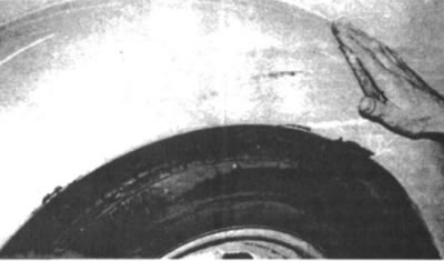 Рис. 107. Растворитель воска и смазки необходимо…