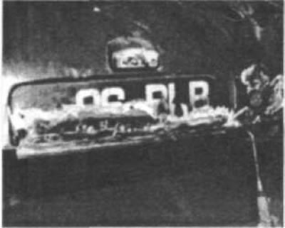 Рис. 194. Ремонтные секции вокруг панели для…