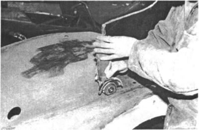 Рис. 312. Если само соединение выглядит темным,…