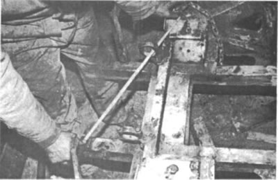 Рис. 346. ...в то время как здесь сравнивается…