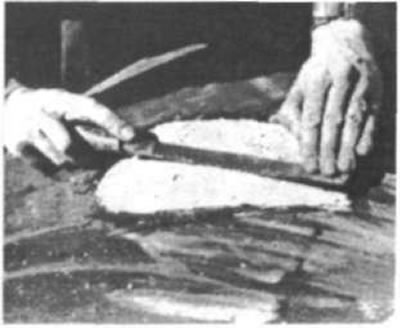 Рис. 34. Полезным инструментом для удаления…