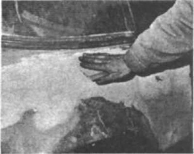 Рис. 103. ...а затем вручную, и, где необходимо,…