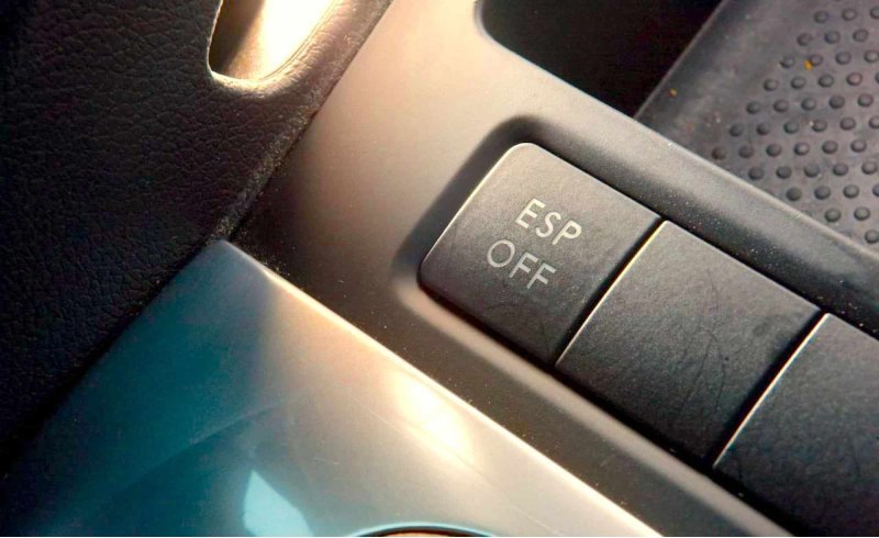 Зачем в автомобиле кнопка ESP OFF и когда ее…