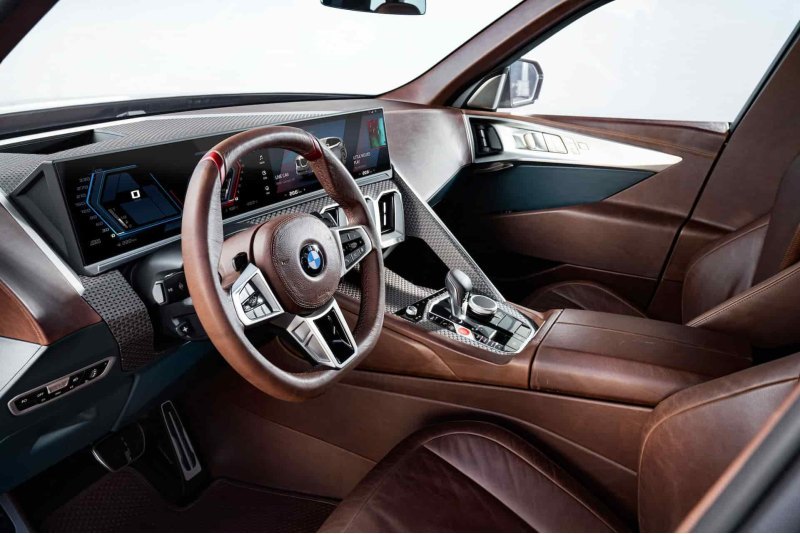 Интерьер концепта BMW Concept XM