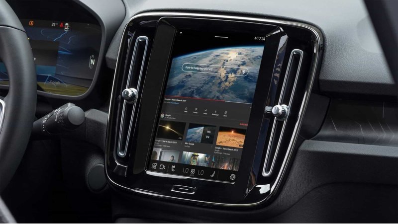 В автомобилях Volvo можно будет смотреть YouTube