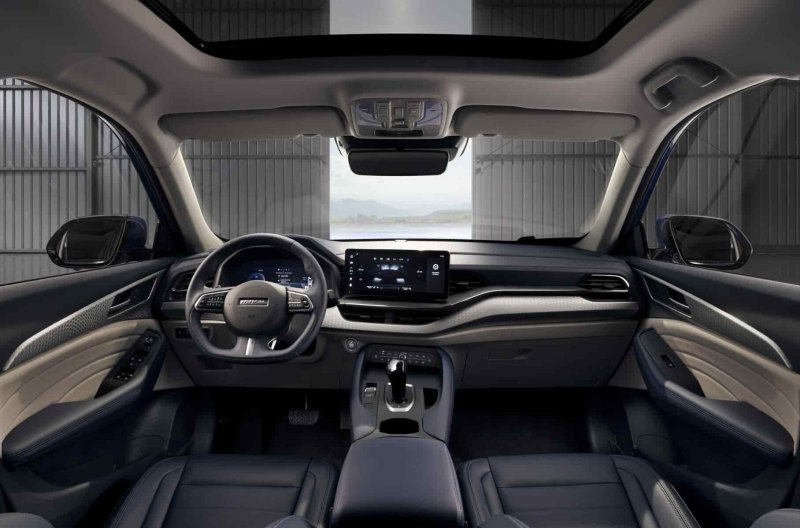 Интерьер обновленного Haval F7