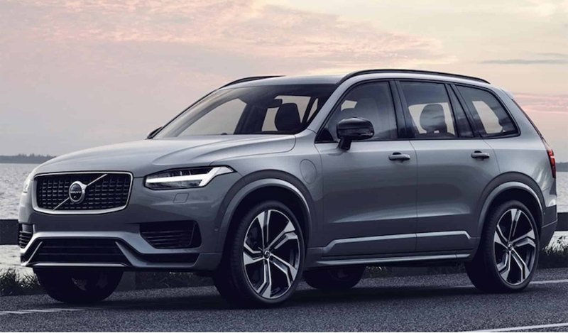 Volvo XC90 останется в строю даже после дебюта…