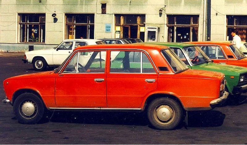 Самые быстрые автомобили СССР: ТОП-10