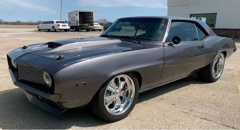 Посмотрите на гибрид Corvette Z06 и Camaro 1969…