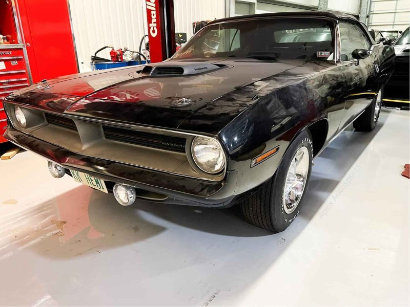 В Сети показали редкий кабриолет Plymouth Hemi…