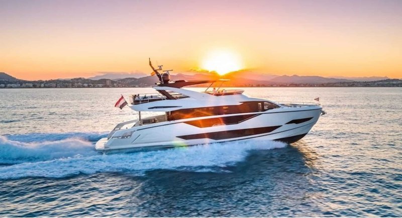 Взгляните на роскошную яхту Sunseeker 90 Ocean с…