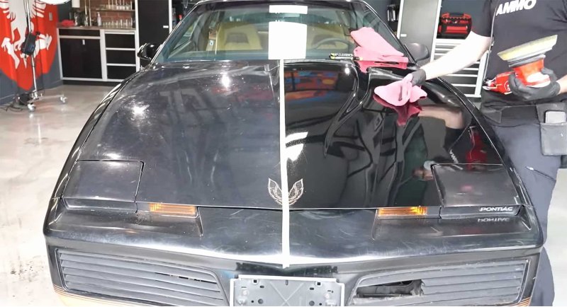 Взгляните на Pontiac, который помыли впервые за…