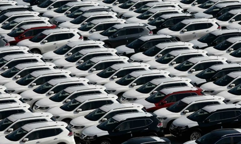 В России вновь могут подорожать автомобили, но не…