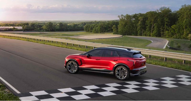 Обычный Chevrolet Blazer EV