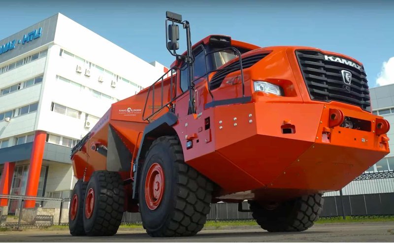 Новейший сочлененный самосвал «КАМАЗ Геркулес-40»…