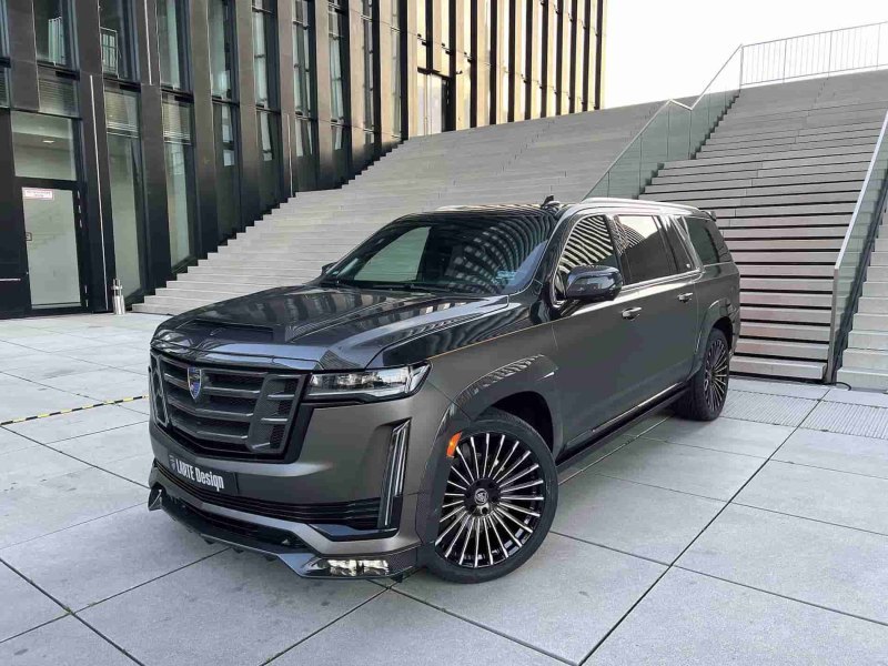 Корма нового варианта Escalade от Larte Design…
