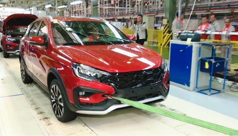 Завод «Лада Ижевск» выпустил последние Lada Vesta