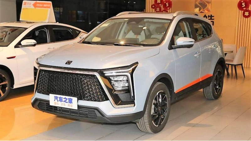 На фото: JAC Sehol X6