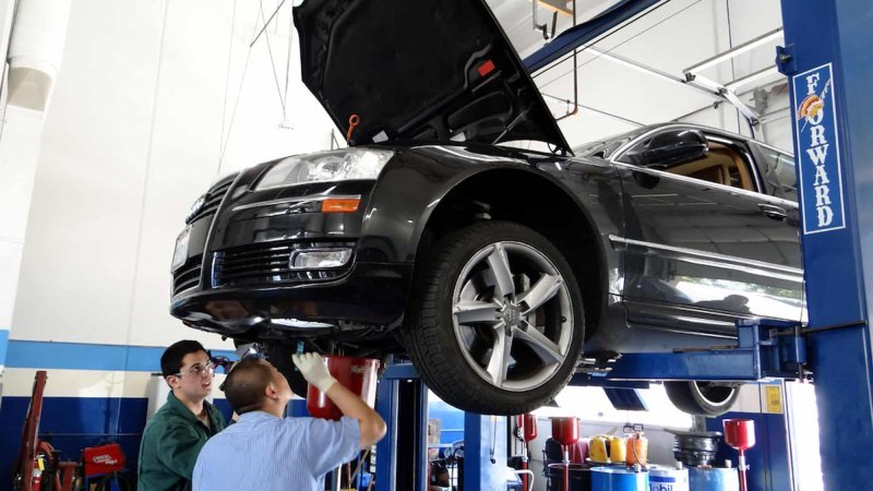 Владелец Audi Q7, напротив, отметил, что искать…