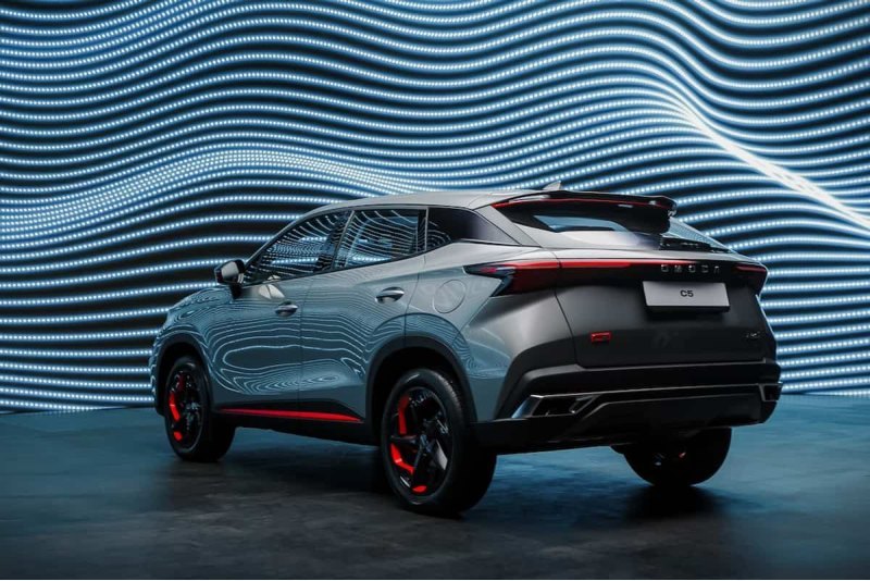 Как и предполагалось, новый кросс-купе Omoda C5…