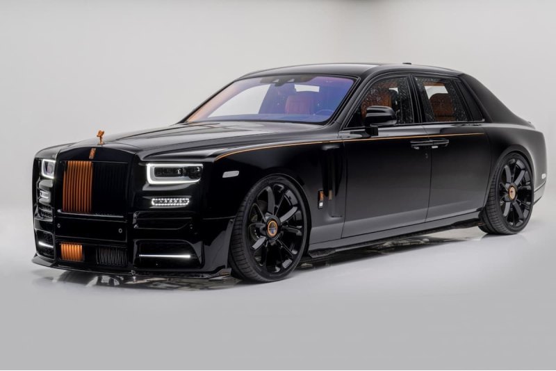 Прокачанный Rolls-Royce продают за 1 млн евро 