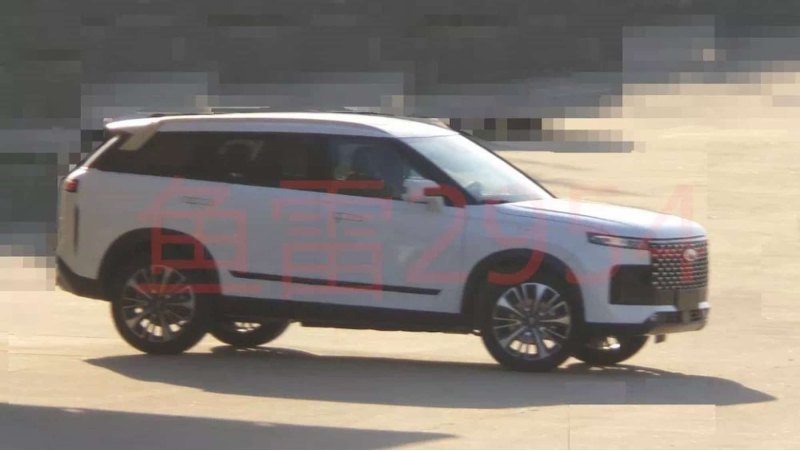 Габариты кроссовера T1EJ уже известны. Его длина…