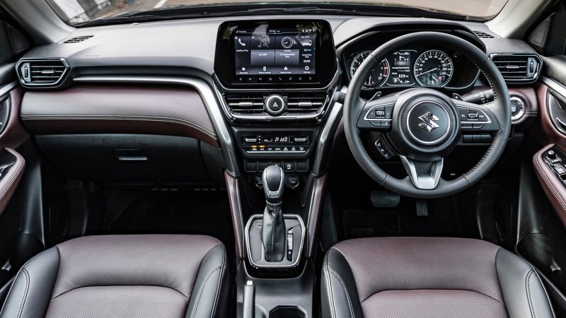 Базовая версия Grand Vitara оснащается…