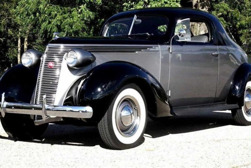 Studebaker Dictator