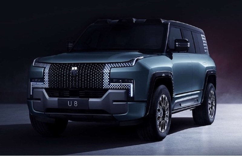 BYD анонсировал новый внедорожник Yangwang U8 за…